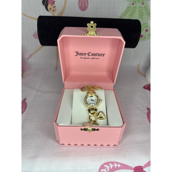 Juicy Couture Hearts Charm Watch - Picture 4 of 4